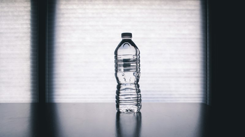 便携运动水杯 550ml